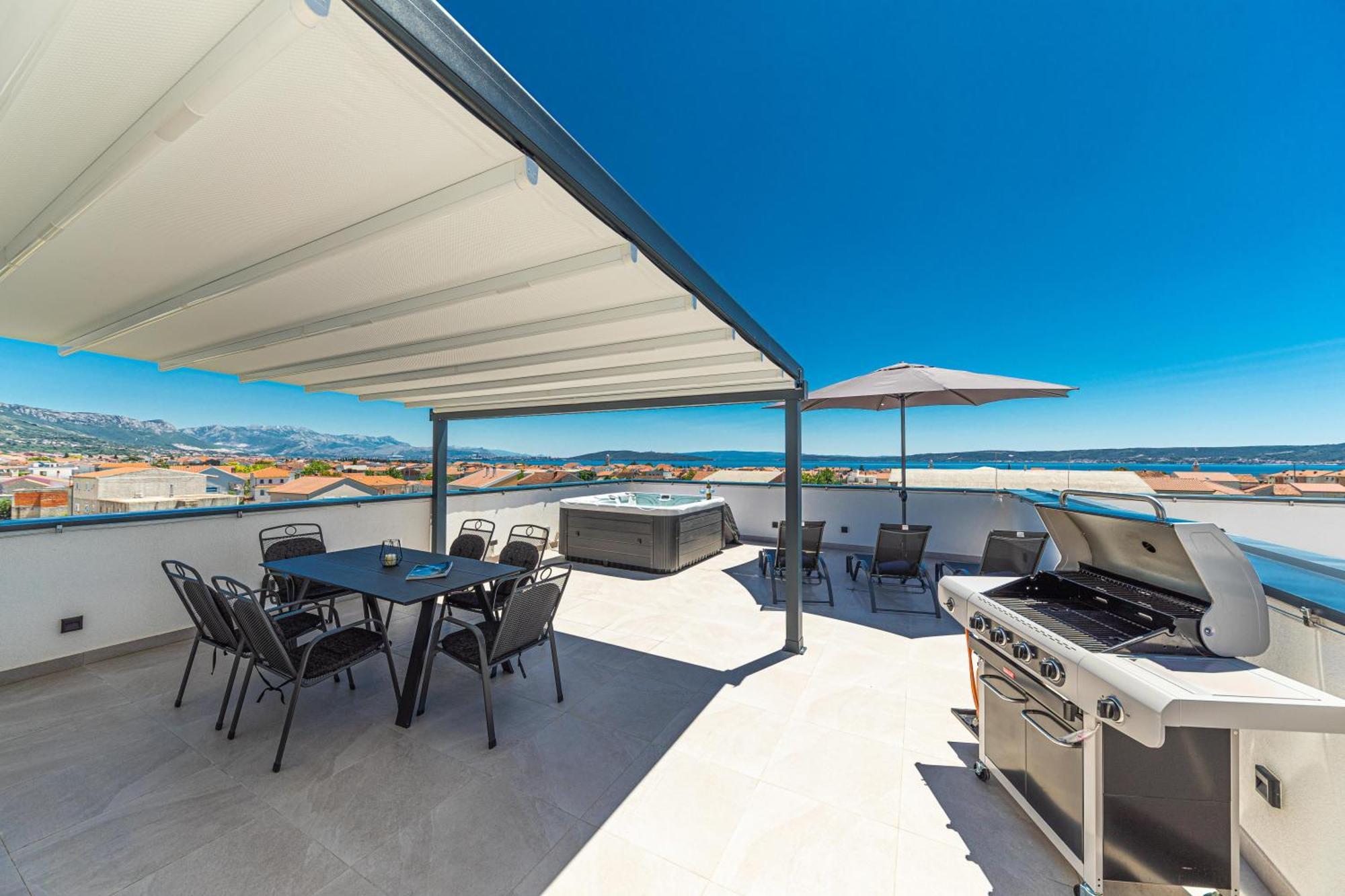 Rooftop New Castel 2023 Kastela Exterior photo